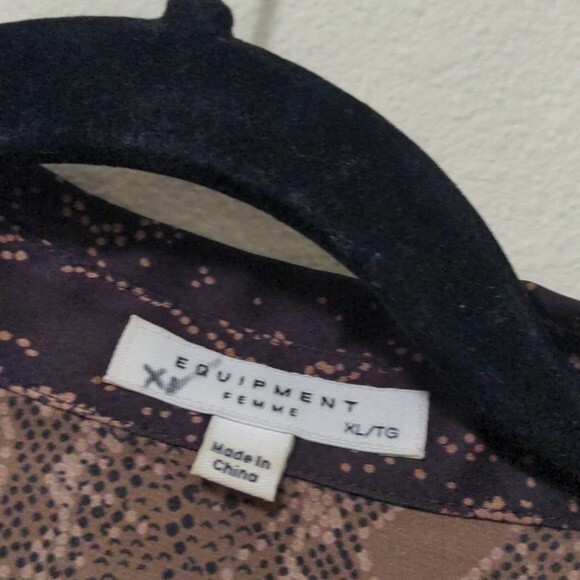 Equipment Femme Yvonne Snake Print Button Down - Picture 3 of 6